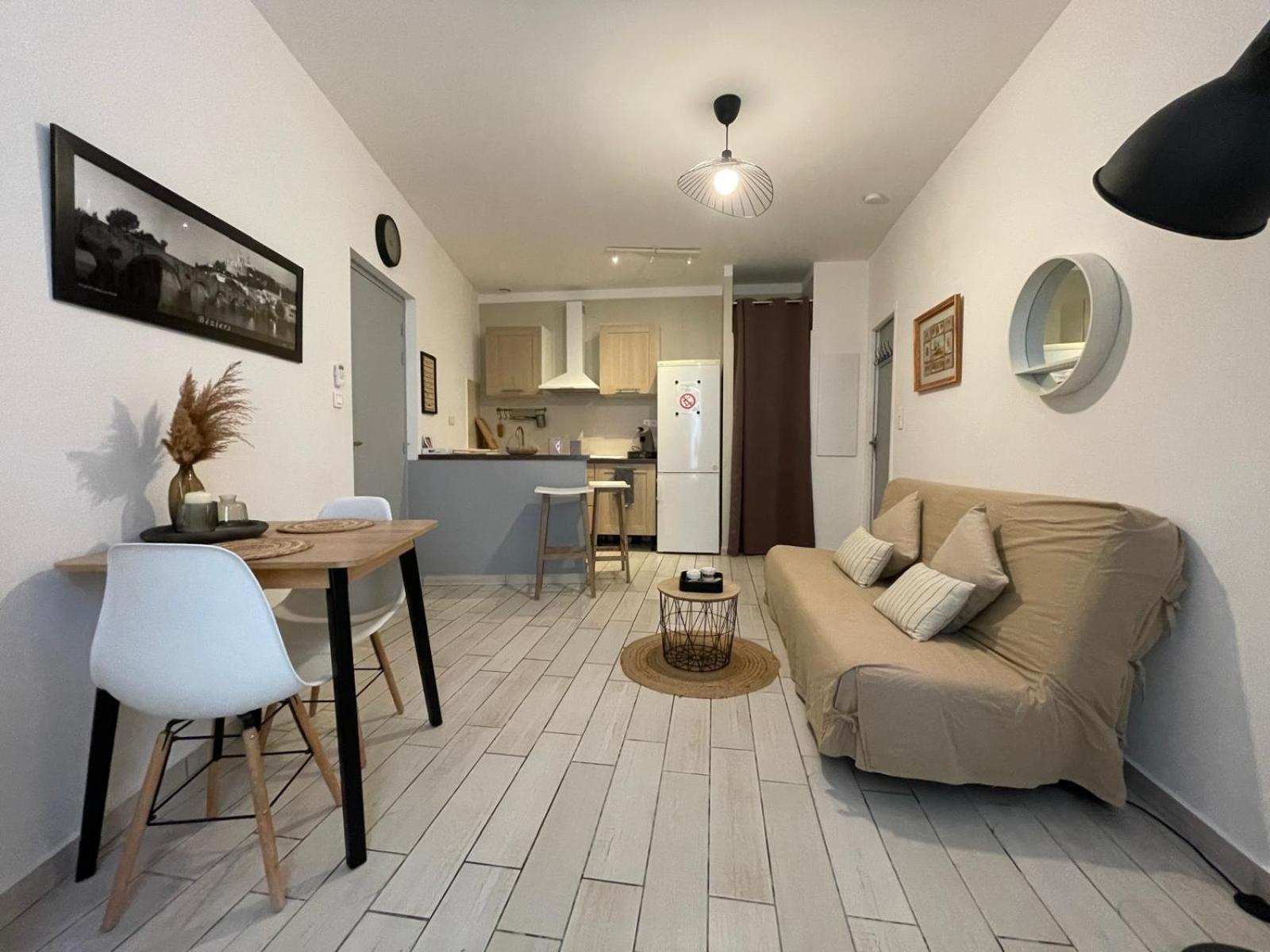 Joli Appartement Hypercentre T2, Classe Meuble De Tourisme 3 Avec Parking Gratuit Beziers Exterior photo